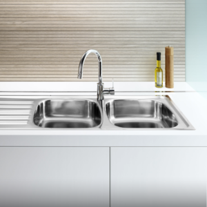 Targa Kitchen Sink Mixer with Retractable Swivel Spout Targa Kitchen Sink Mixer with Retractable Swivel Spout